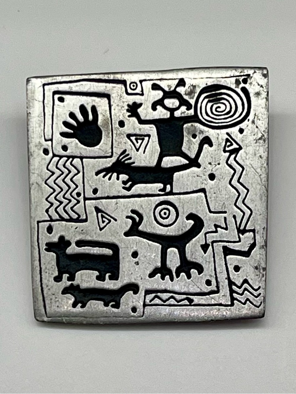 vintage 1998 Alice Seely "Urban Fetishes" pewter petroglyph brooch pin